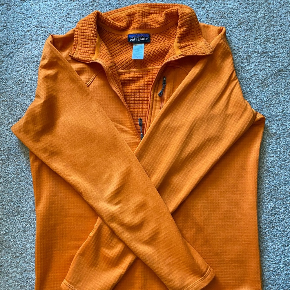 Patagonia Zip Up - Size S